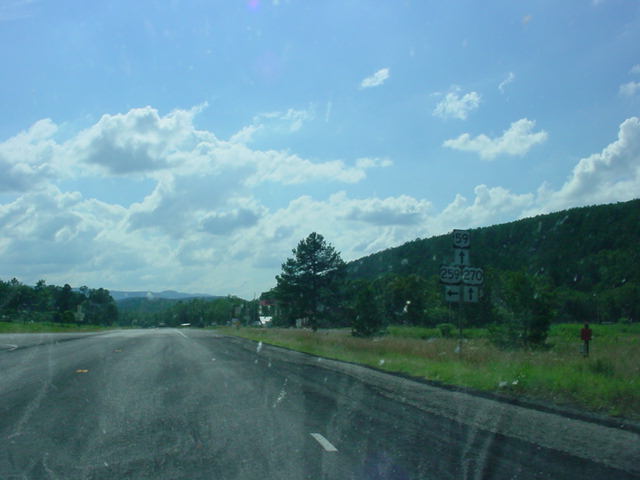 U.S. 59 North/U.S. 270 West at U.S. 259 South